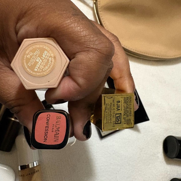 Designer Makeup Bundle - Picture 6 of 8